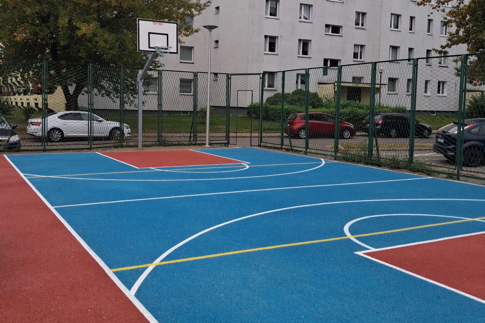 widok na nowe boisko