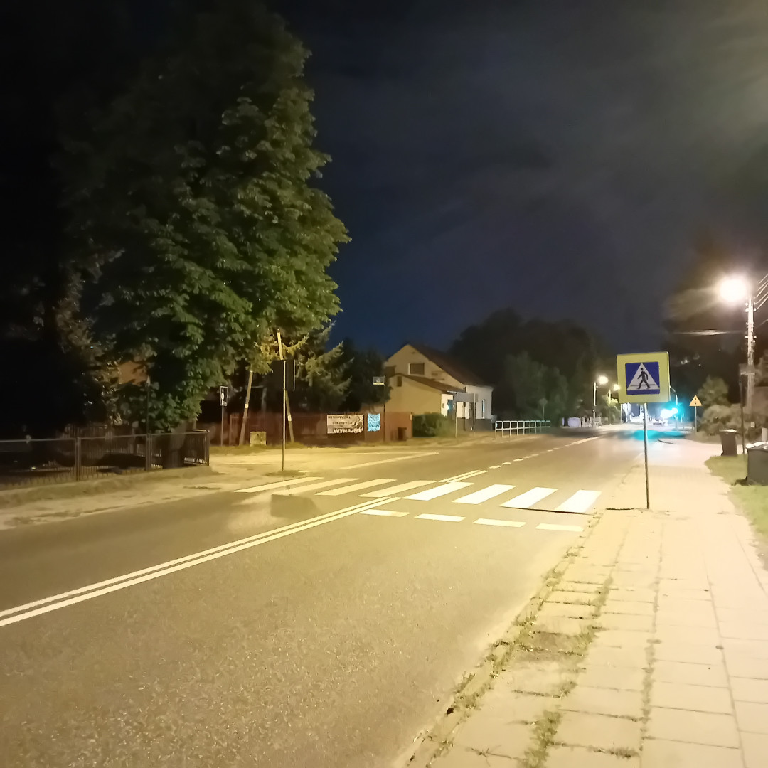 przed budową oświetlenia - noc